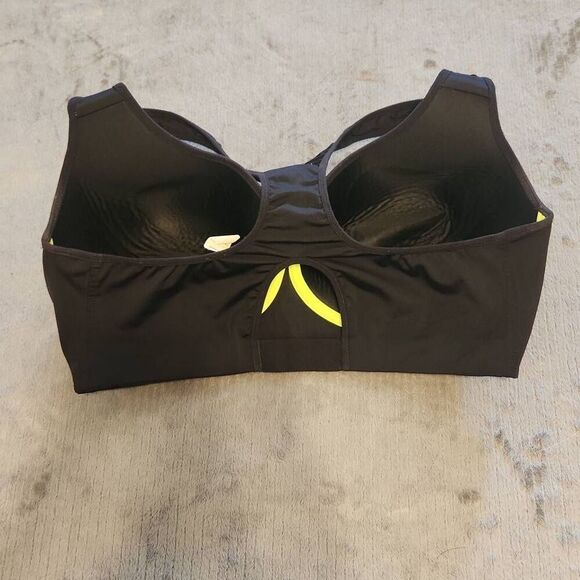 NIKE RIVAL HIGH-SUPPORT MOLDED CUP UNDERWIRE SPORTS BRA Size 36DD Black - Picture 3 of 4